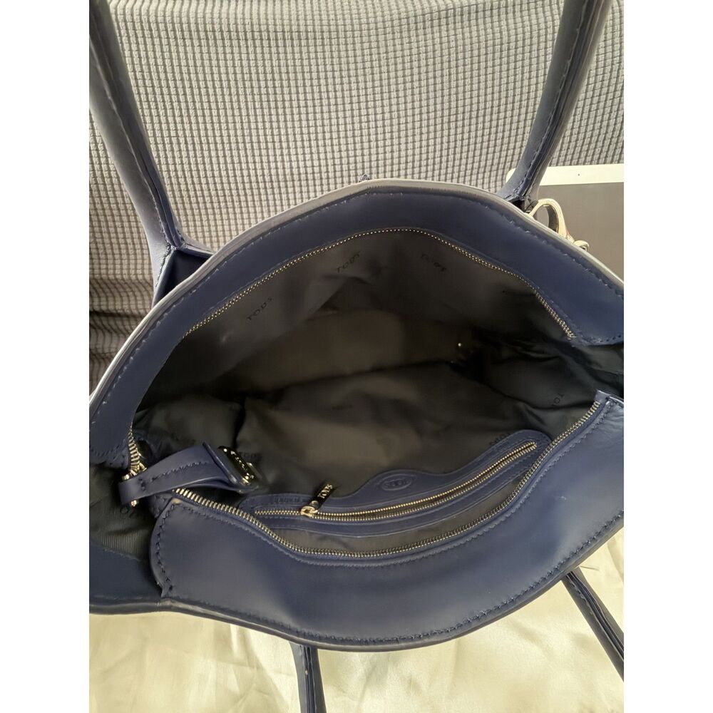 Tod's - Navy Blue Leather Tote Shoulder Bag with Crossbody Strap - Like New - Picture 4 of 6